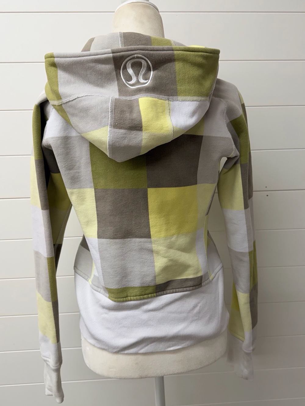 lululemon athletica Yellow Gray White Plaid Hooded Jacket - Picture 2 of 2